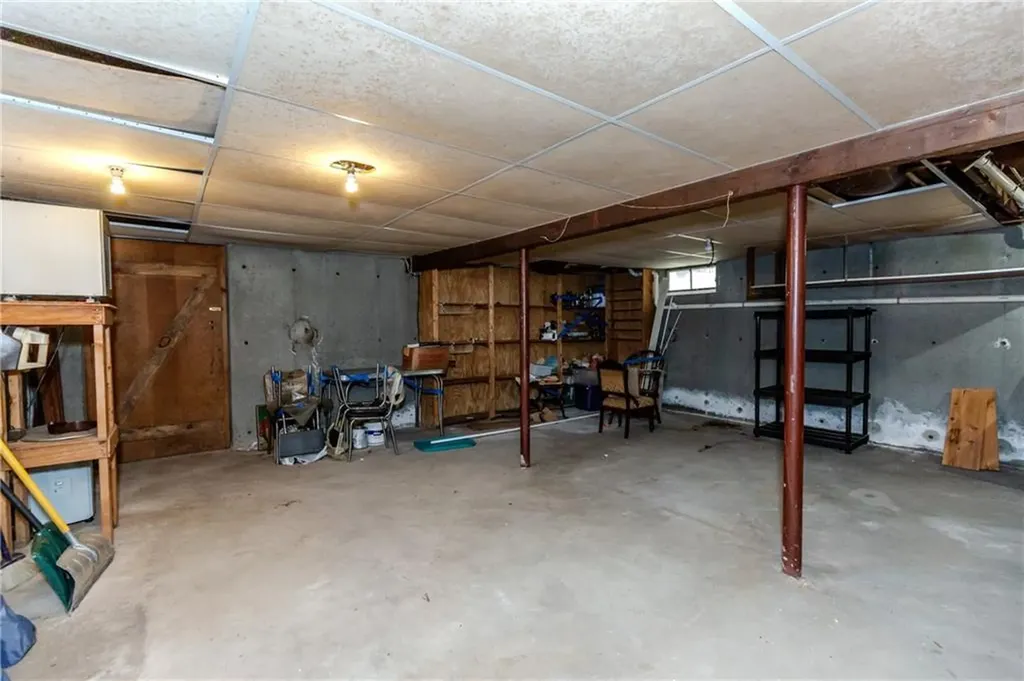 28 Lakeview Drive Smithfield RI 02828