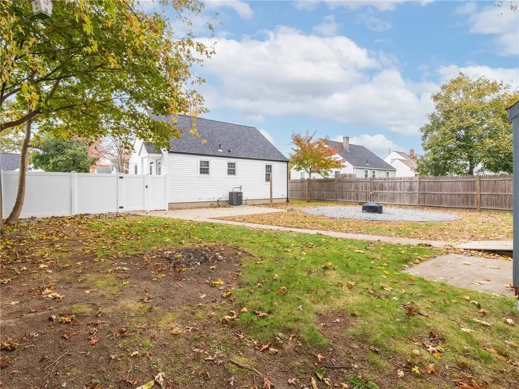 170 Calderwood Drive Warwick RI 02886