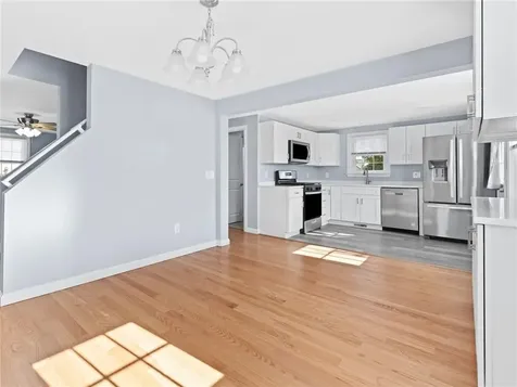 170 Calderwood Drive Warwick RI 02886