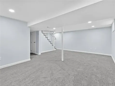 170 Calderwood Drive Warwick RI 02886