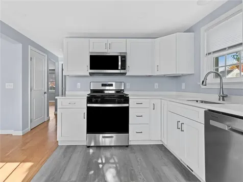 170 Calderwood Drive Warwick RI 02886