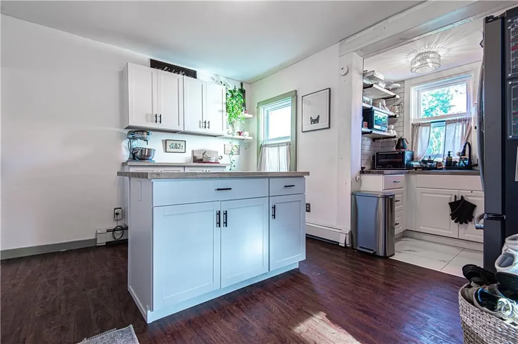 274 Admiral Street Providence RI 02908