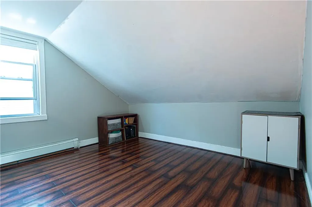 274 Admiral Street Providence RI 02908