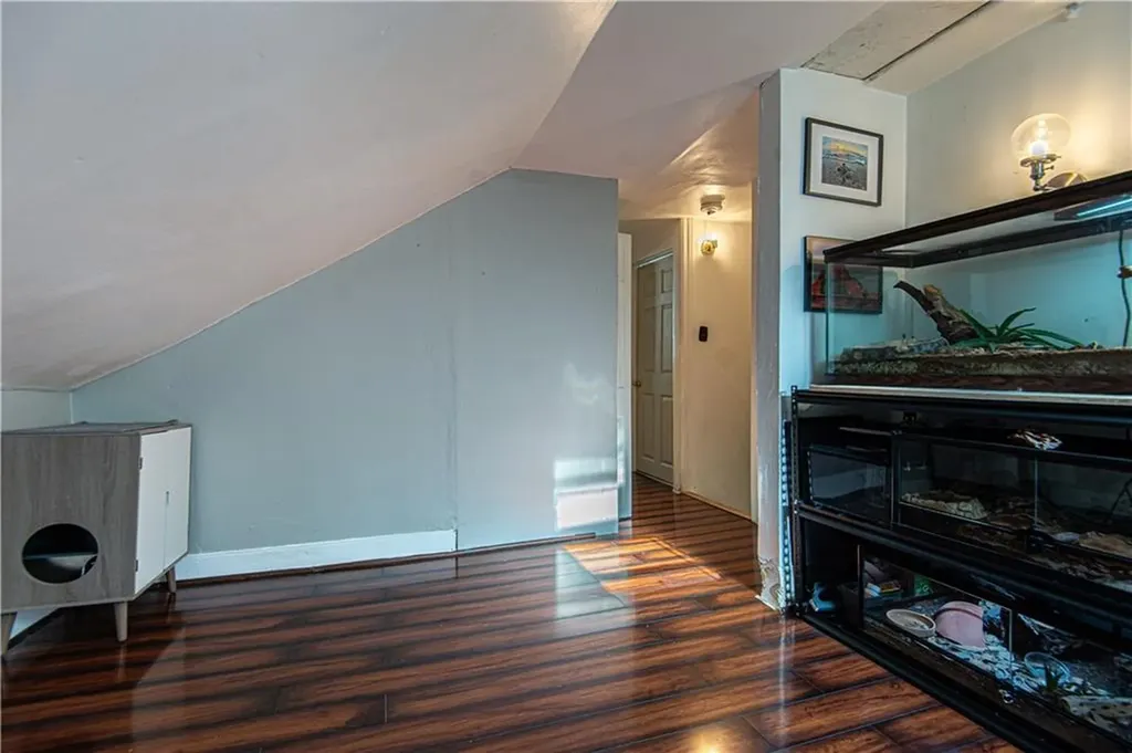 274 Admiral Street Providence RI 02908