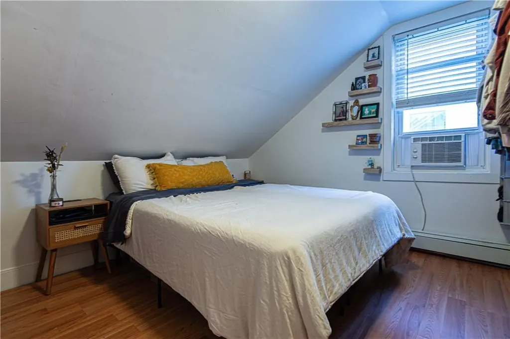 274 Admiral Street Providence RI 02908