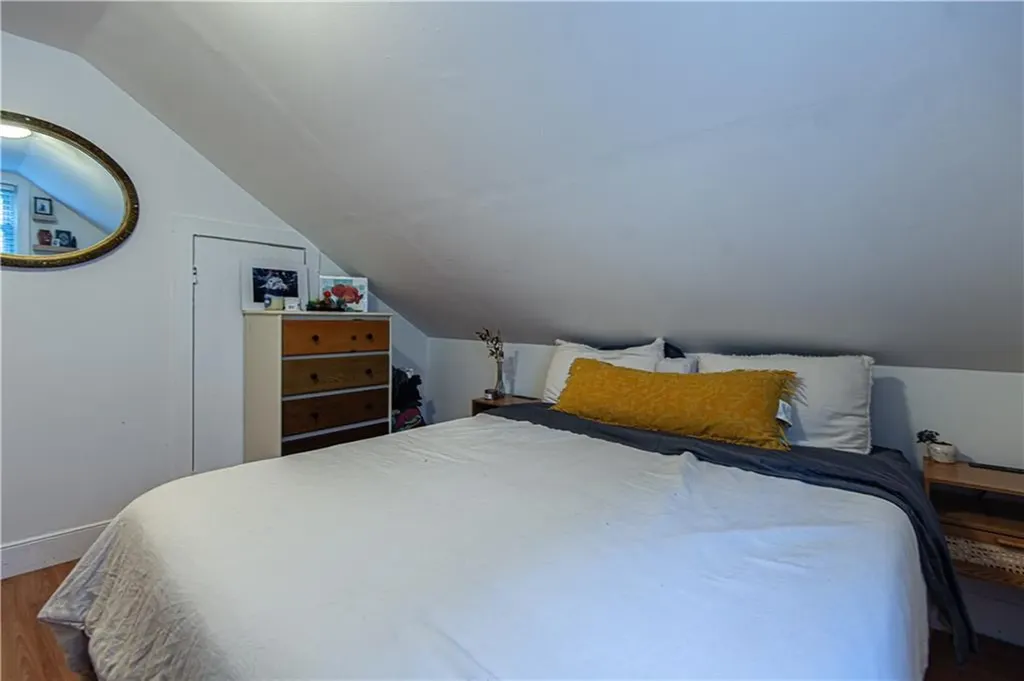 274 Admiral Street Providence RI 02908