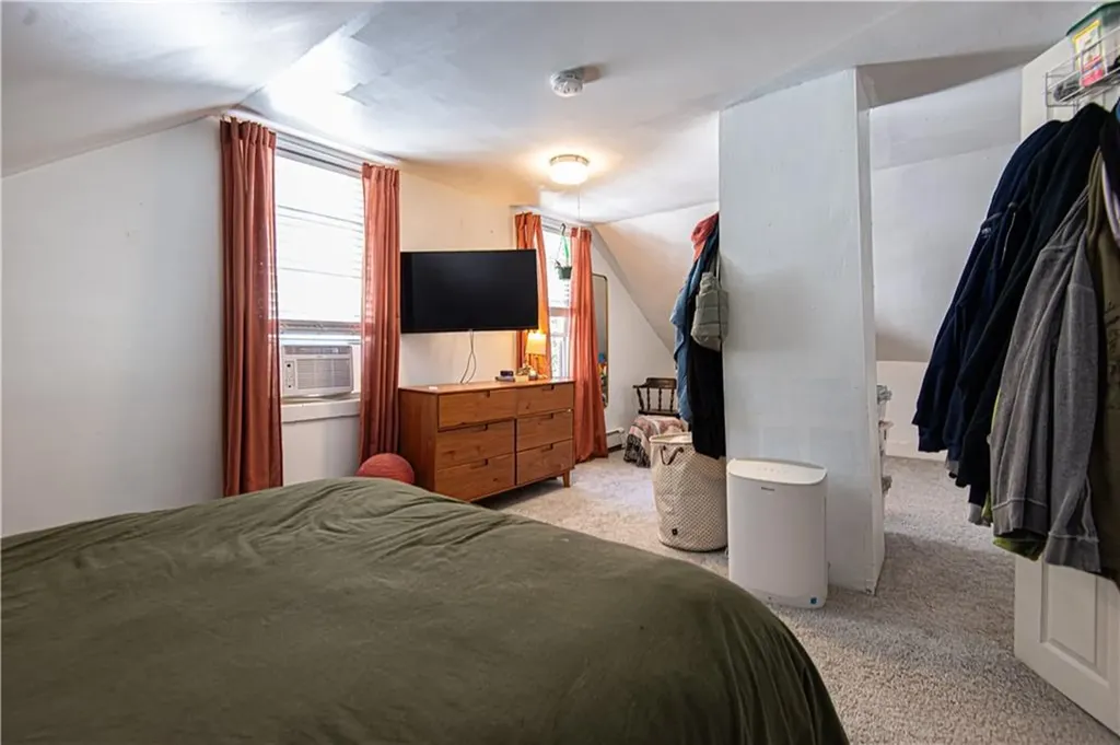 274 Admiral Street Providence RI 02908