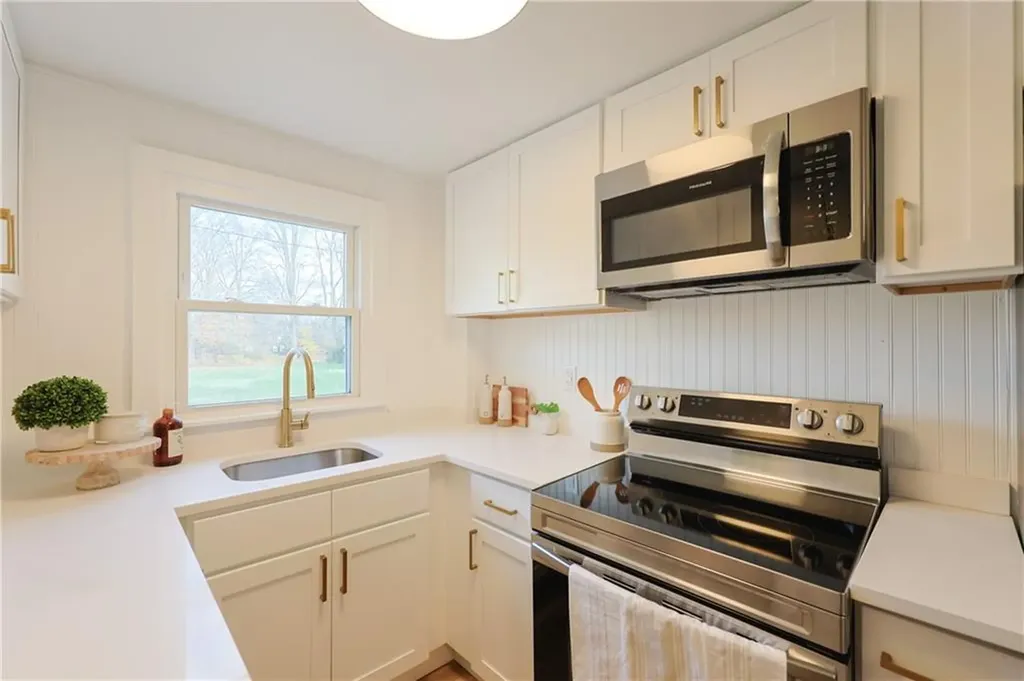 460 Church Street Burrillville RI 02859