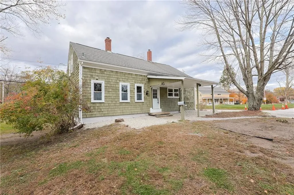 460 Church Street Burrillville RI 02859