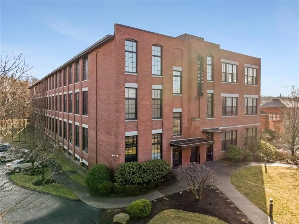 685 Social Street Woonsocket RI 02895