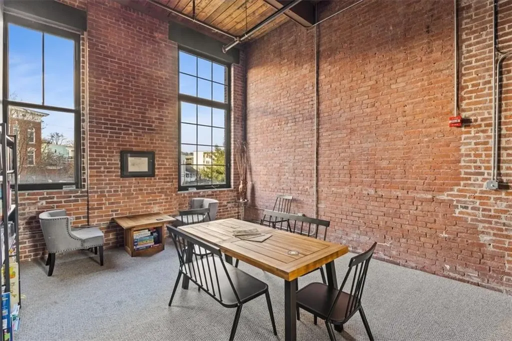 685 Social Street Woonsocket RI 02895