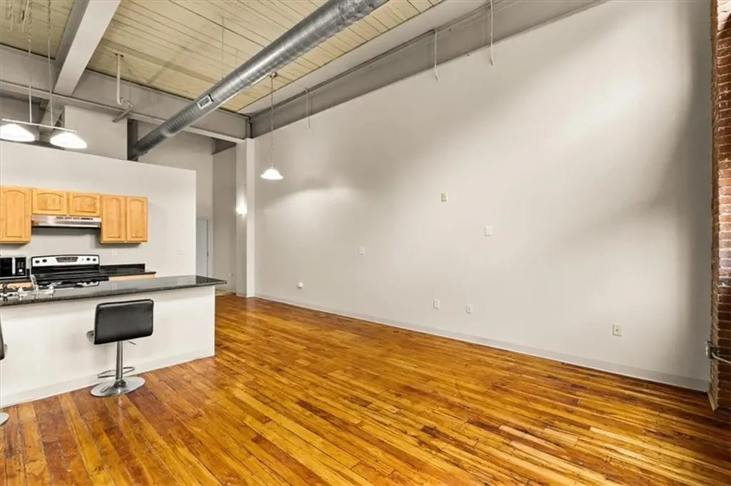 685 Social Street Woonsocket RI 02895