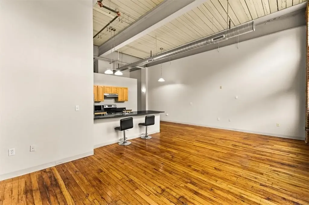 685 Social Street Woonsocket RI 02895