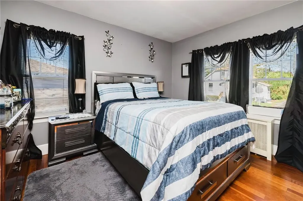 75 Randolph Avenue Tiverton RI 02878