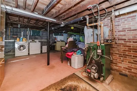 75 Randolph Avenue Tiverton RI 02878