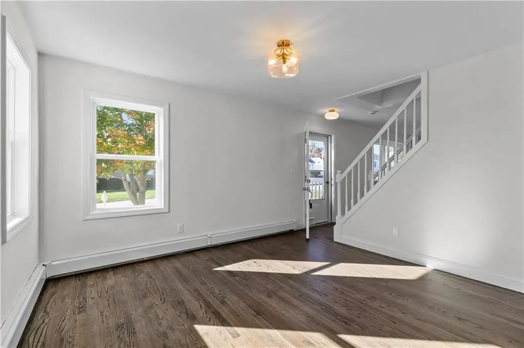 63 Clearview Avenue Portsmouth RI 02871