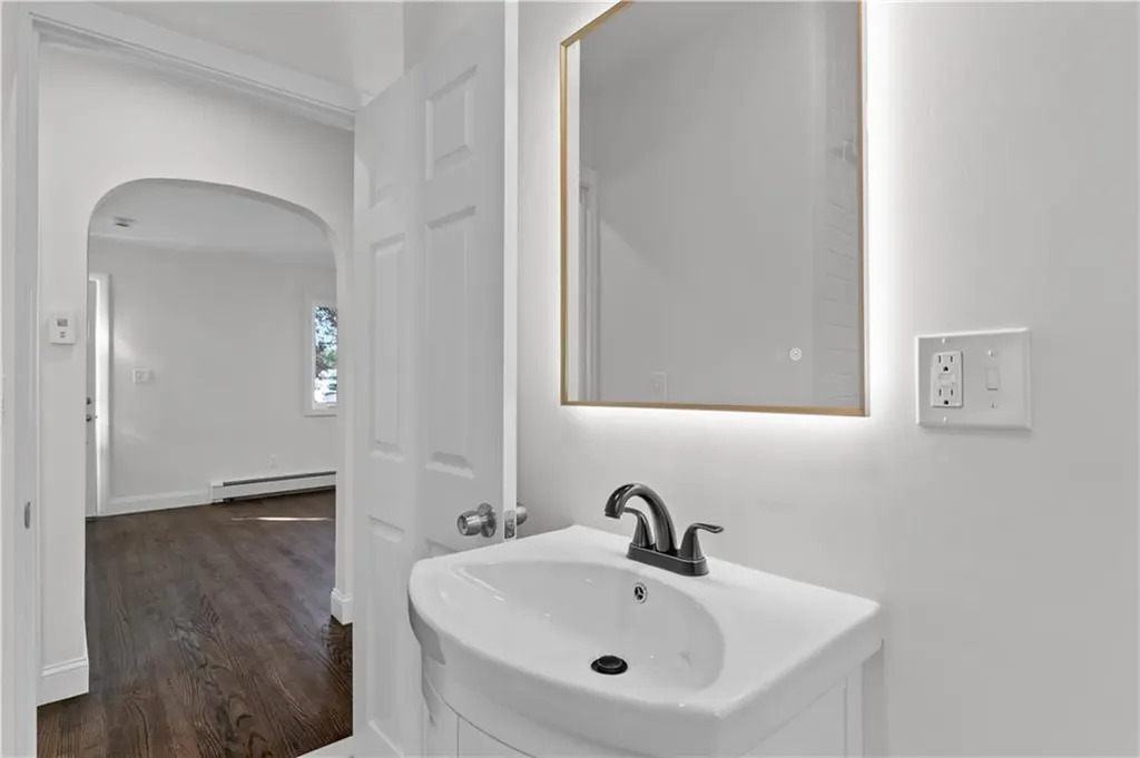 63 Clearview Avenue Portsmouth RI 02871