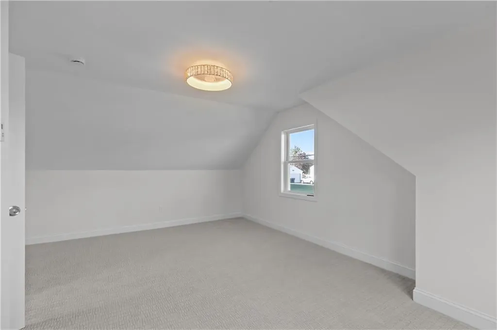 63 Clearview Avenue Portsmouth RI 02871