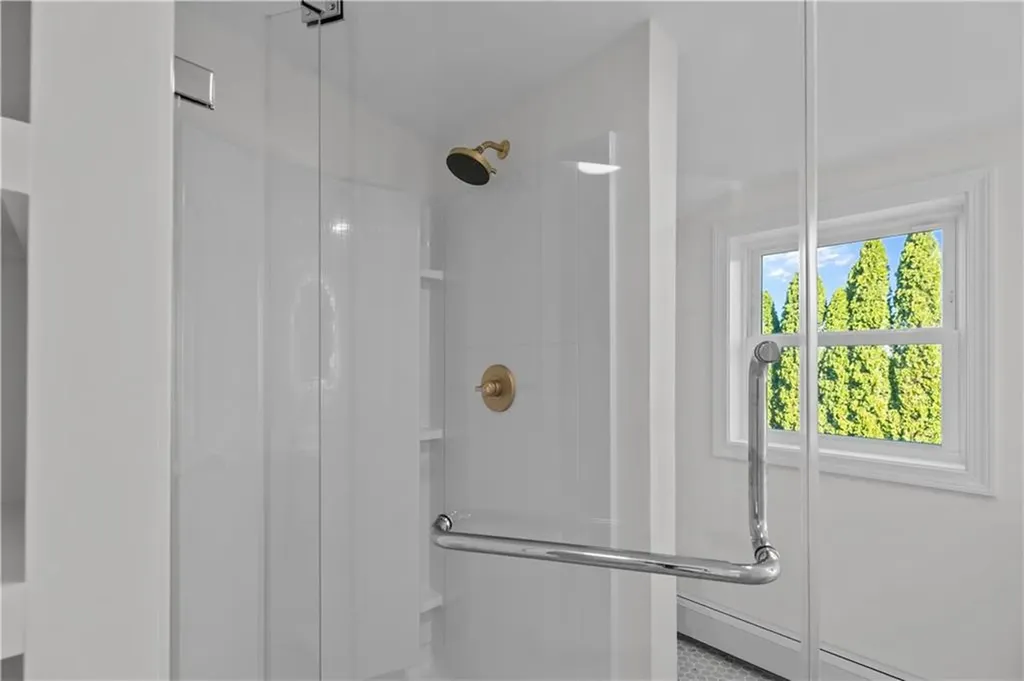 63 Clearview Avenue Portsmouth RI 02871
