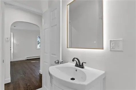 63 Clearview Avenue Portsmouth RI 02871