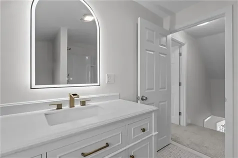 63 Clearview Avenue Portsmouth RI 02871