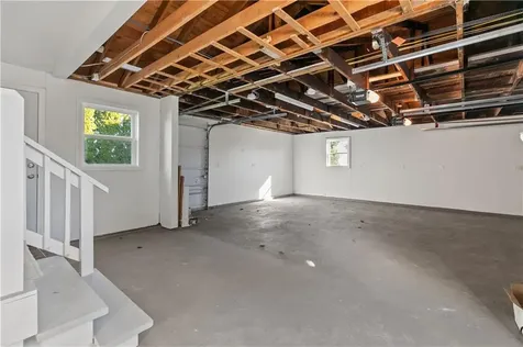 63 Clearview Avenue Portsmouth RI 02871