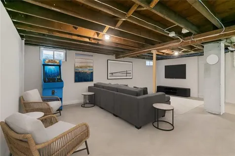 63 Clearview Avenue Portsmouth RI 02871