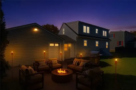 63 Clearview Avenue Portsmouth RI 02871