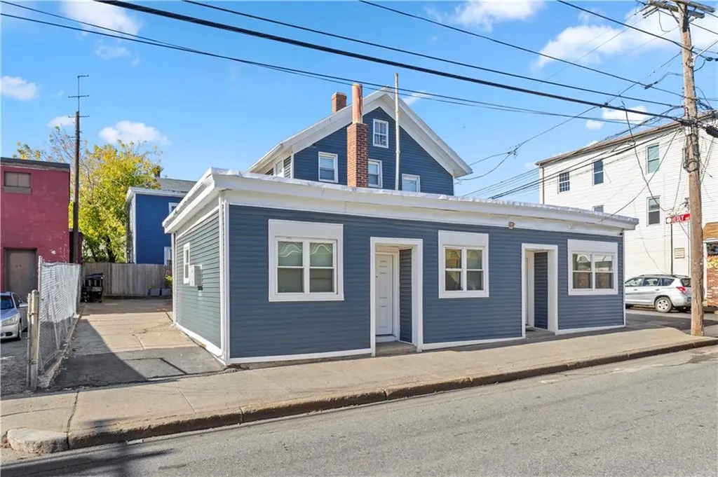 152 Washington Street Central Falls RI 02863