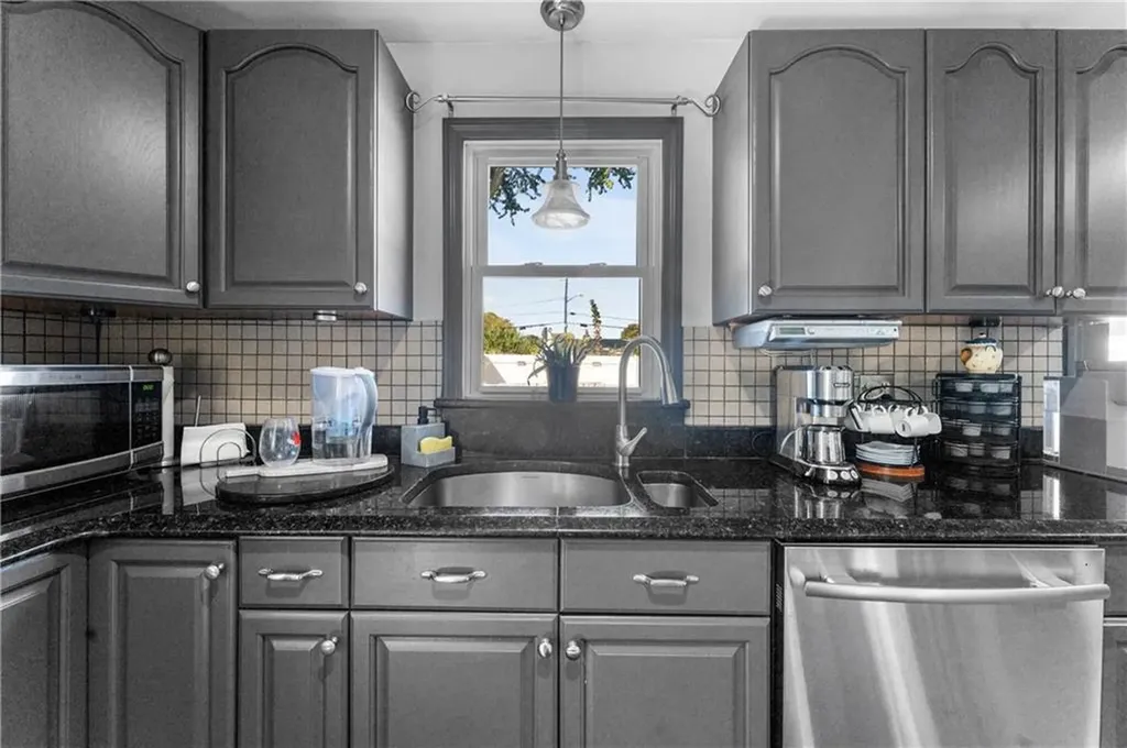 36 Woodbine Street East Providence RI 02915