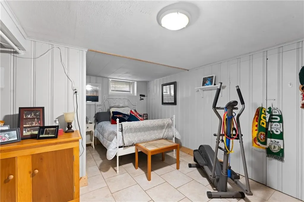 36 Woodbine Street East Providence RI 02915