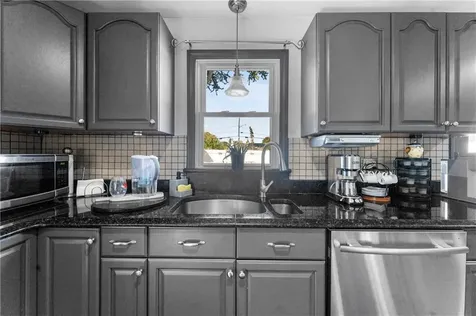 36 Woodbine Street East Providence RI 02915