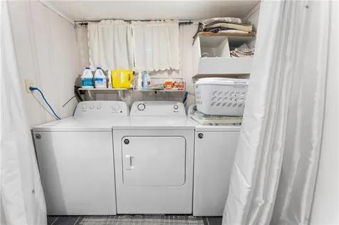 36 Woodbine Street East Providence RI 02915