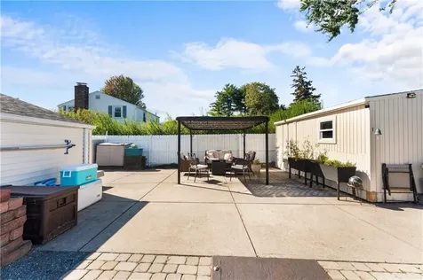 36 Woodbine Street East Providence RI 02915