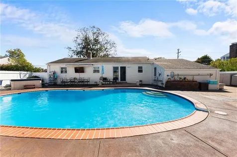 36 Woodbine Street East Providence RI 02915