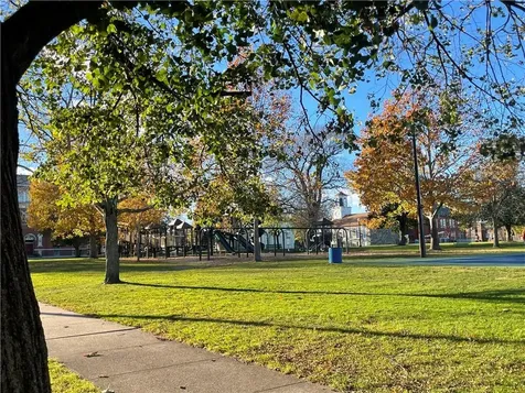 31 Garfield Avenue Bristol RI 02806