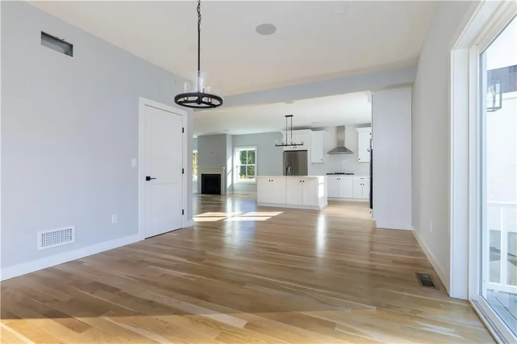 1 Stoneridge Road Smithfield RI 02917