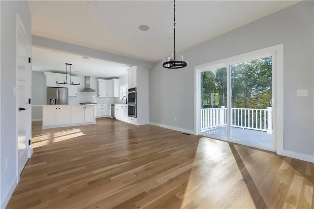 1 Stoneridge Road Smithfield RI 02917