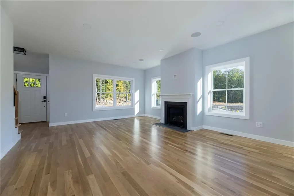 1 Stoneridge Road Smithfield RI 02917