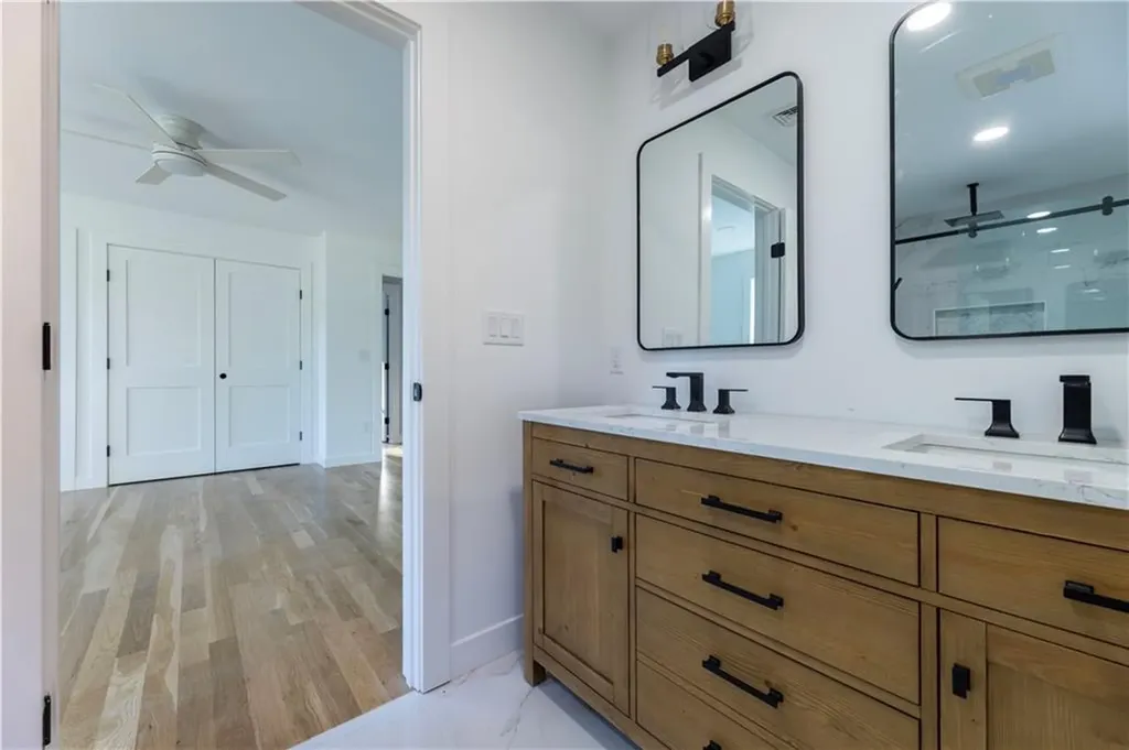 1 Stoneridge Road Smithfield RI 02917