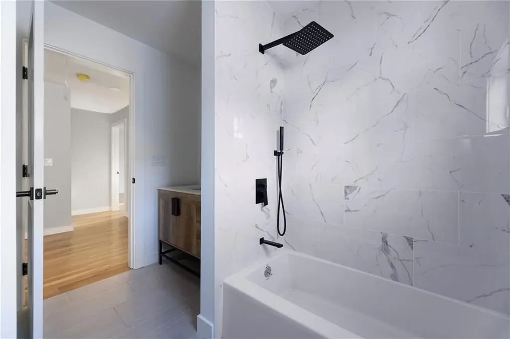 1 Stoneridge Road Smithfield RI 02917