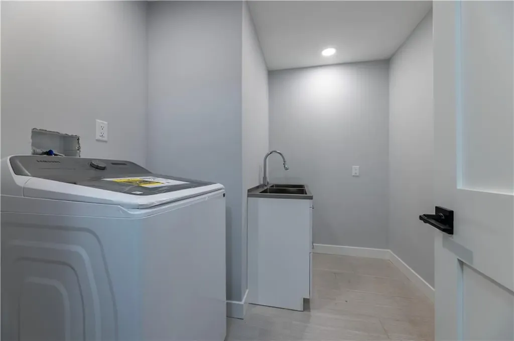 1 Stoneridge Road Smithfield RI 02917