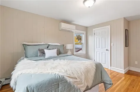 96 Woodbine Street Providence RI 02906