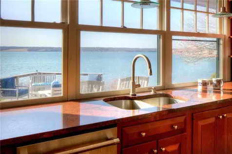 6 June Way Little Compton RI 02837