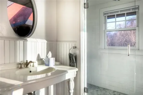 6 June Way Little Compton RI 02837