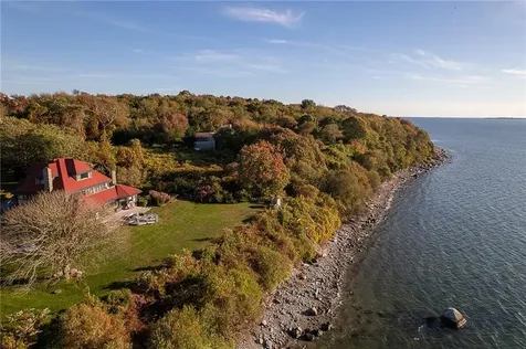 6 June Way Little Compton RI 02837