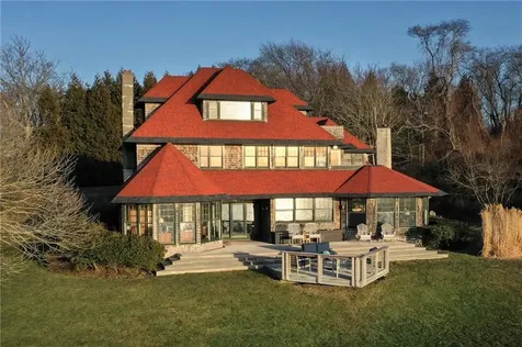 6 June Way Little Compton RI 02837