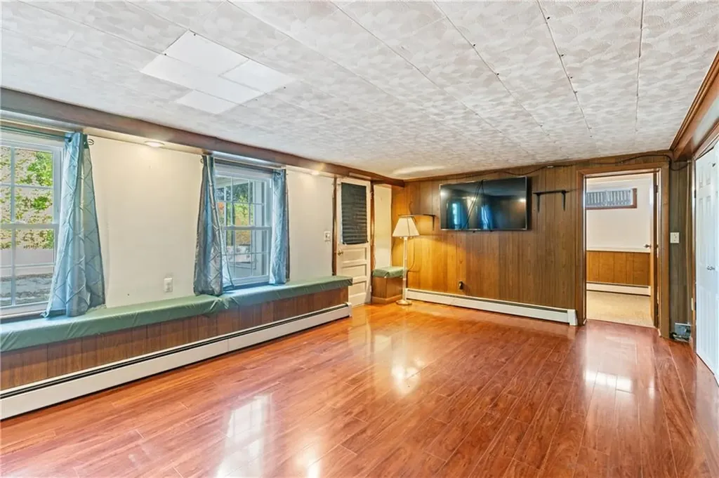 11 Springfield Avenue Johnston RI 02919