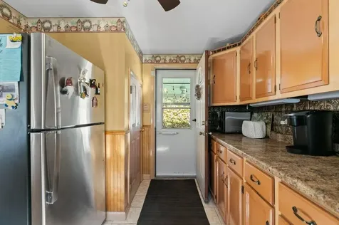 102 Hayden Avenue Tiverton RI 02878