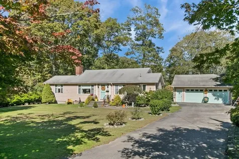 102 Hayden Avenue Tiverton RI 02878